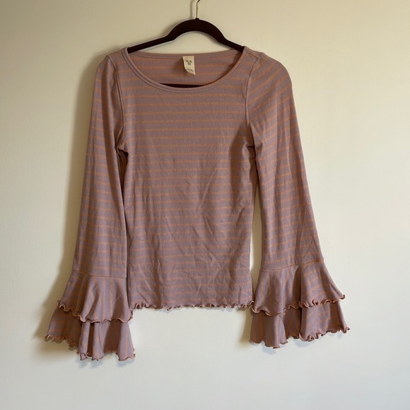 Free People Bell Sleeve Henley Small Peach Pink Lilac Tiered Striped Casual - Picture 1 of 12